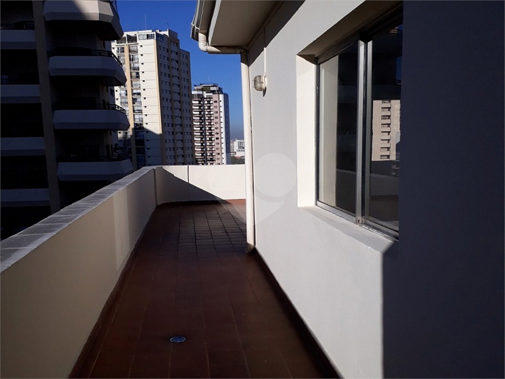 APARTAMENTO em SANTANA