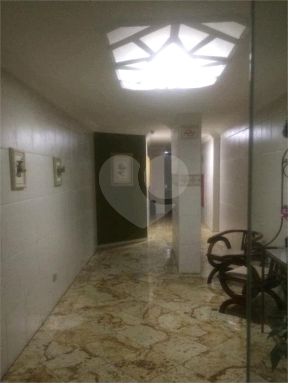 APARTAMENTO em SANTANA