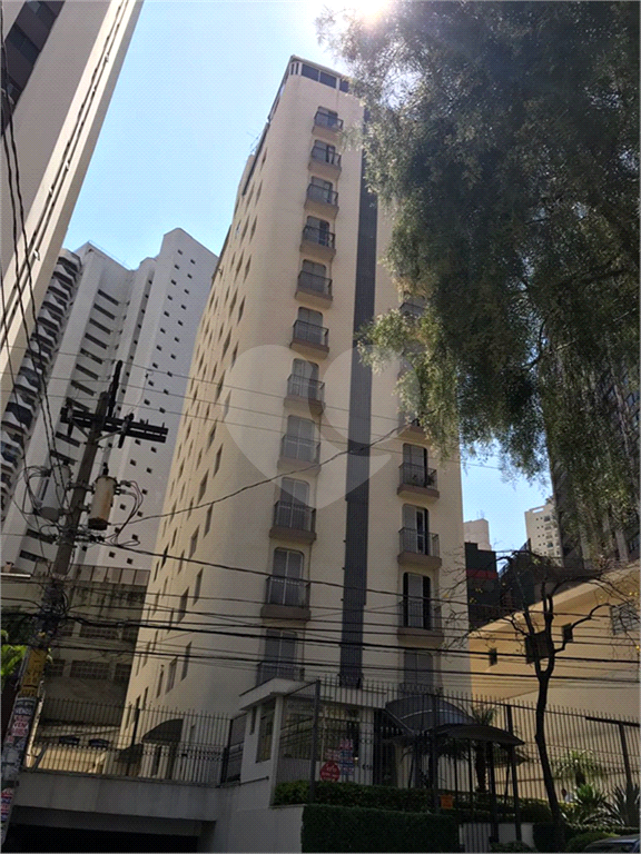 APARTAMENTO em SANTANA