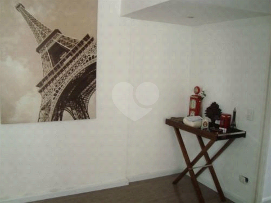 APARTAMENTO em SANTANA