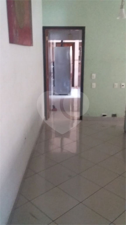 Linda casa térrea em Vila Gustavo!