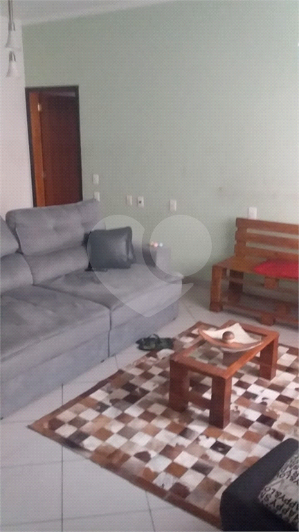 Linda casa térrea em Vila Gustavo!