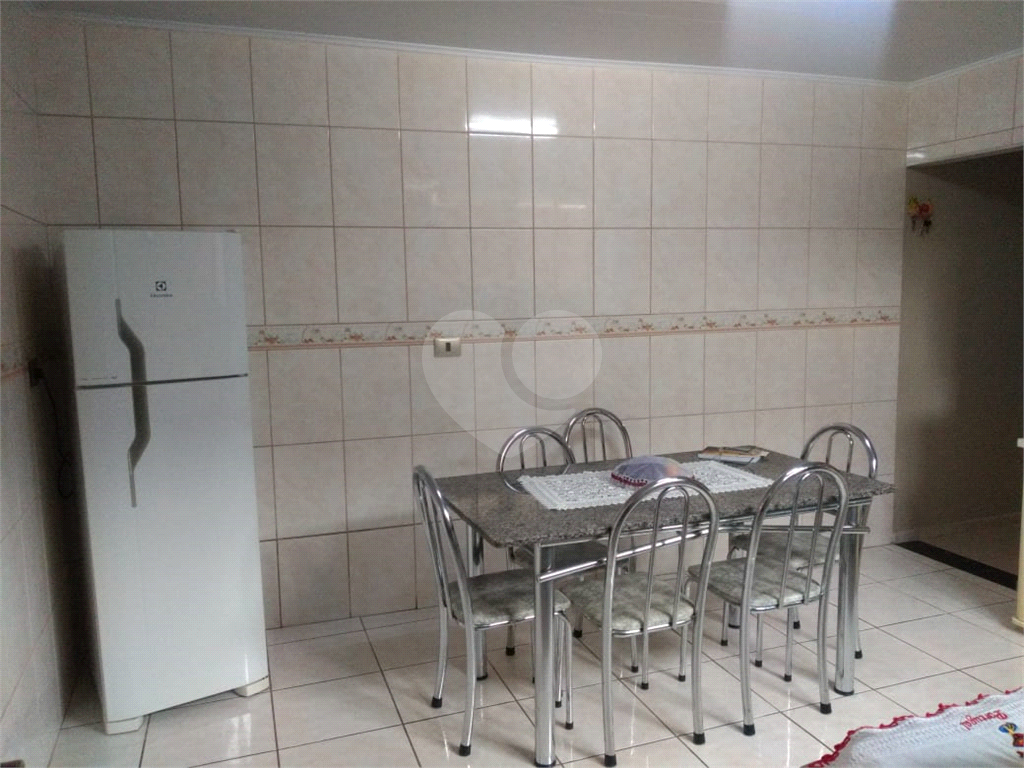 Linda casa em bairro Jaçanã!