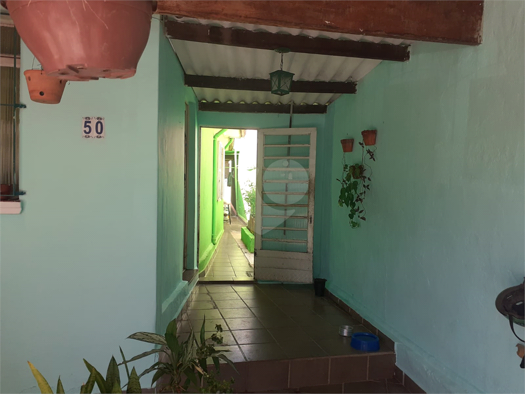 Casa de Vila térrea á venda - Jardim São Paulo - 2 dormitórios, e 1 vaga.
