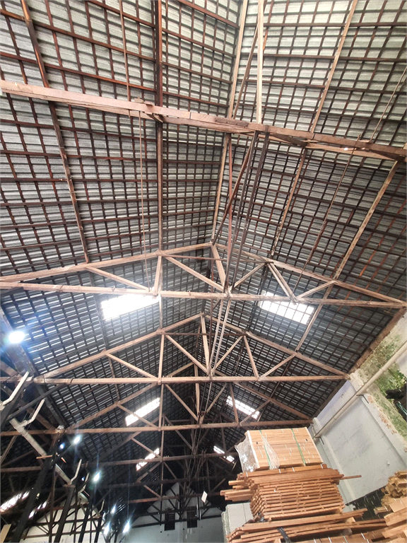 VENDA OU LOCAÇÃO Imóvel Comercial | TERRENO | GALPÃO | (4.180m²) ou Locação (2.700m²) –  Barra Funda