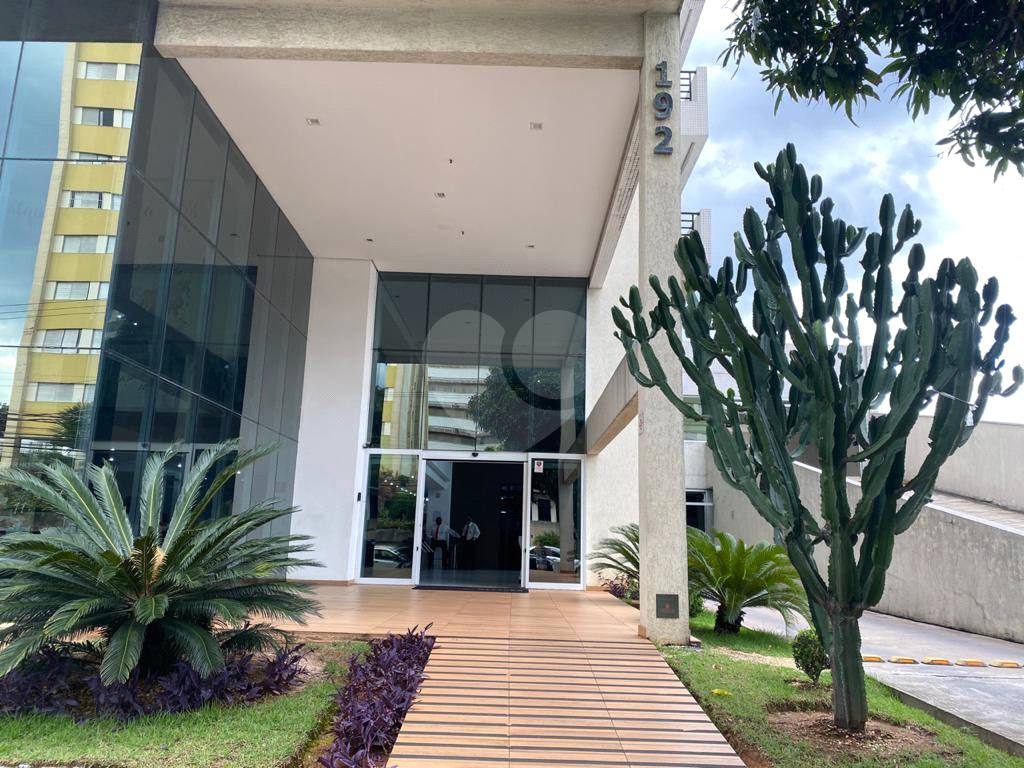 Sala comercial a 200 m do metro Santana