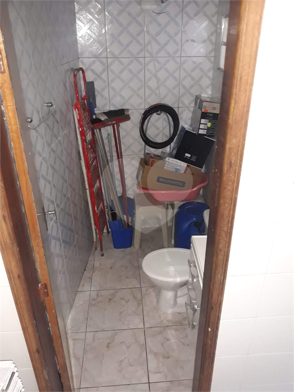Casa assobradada de 2 dorms e 1 vaga próximo a Av Água Fria