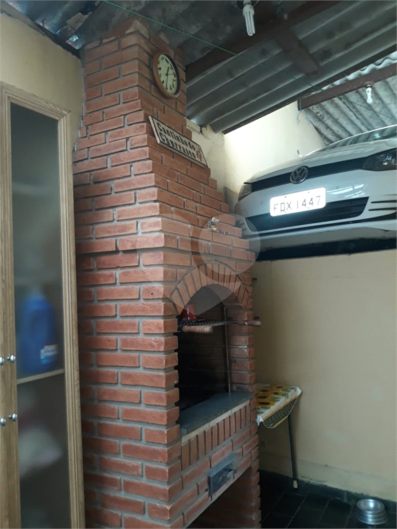 Casa assobradada de 2 dorms e 1 vaga próximo a Av Água Fria