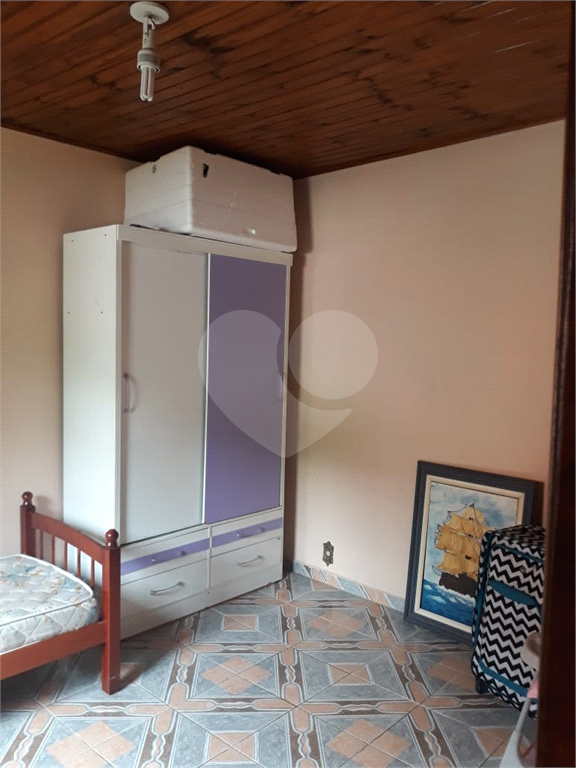 Casa assobradada de 2 dorms e 1 vaga próximo a Av Água Fria