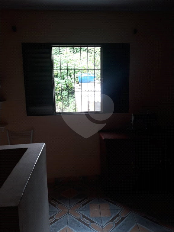 Casa assobradada de 2 dorms e 1 vaga próximo a Av Água Fria