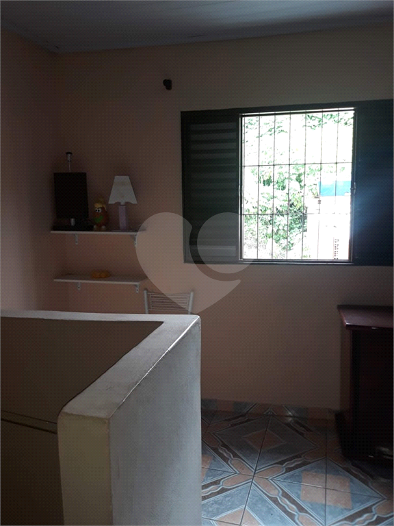 Casa assobradada de 2 dorms e 1 vaga próximo a Av Água Fria