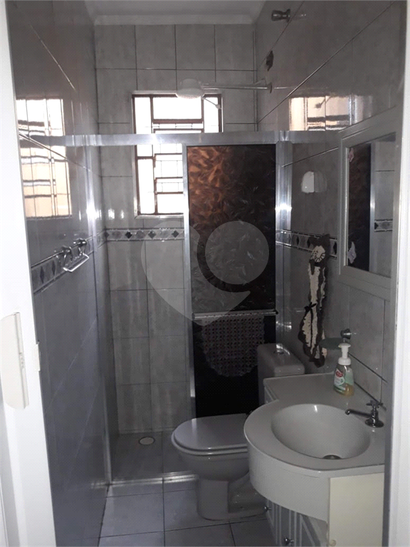 Casa assobradada de 2 dorms e 1 vaga próximo a Av Água Fria