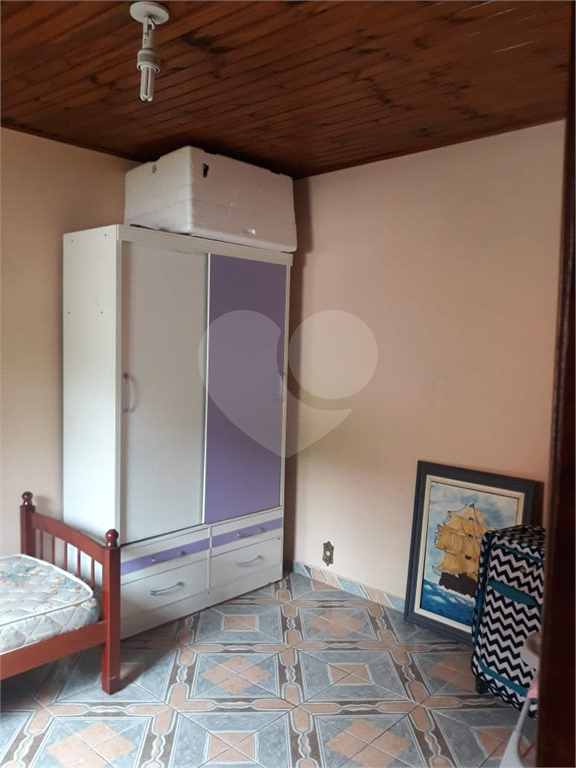 Casa assobradada de 2 dorms e 1 vaga próximo a Av Água Fria