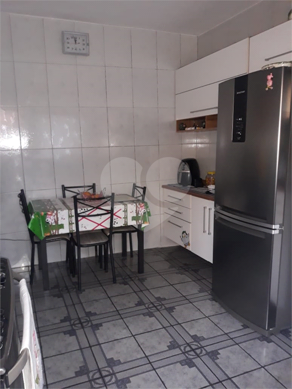 Casa assobradada de 2 dorms e 1 vaga próximo a Av Água Fria