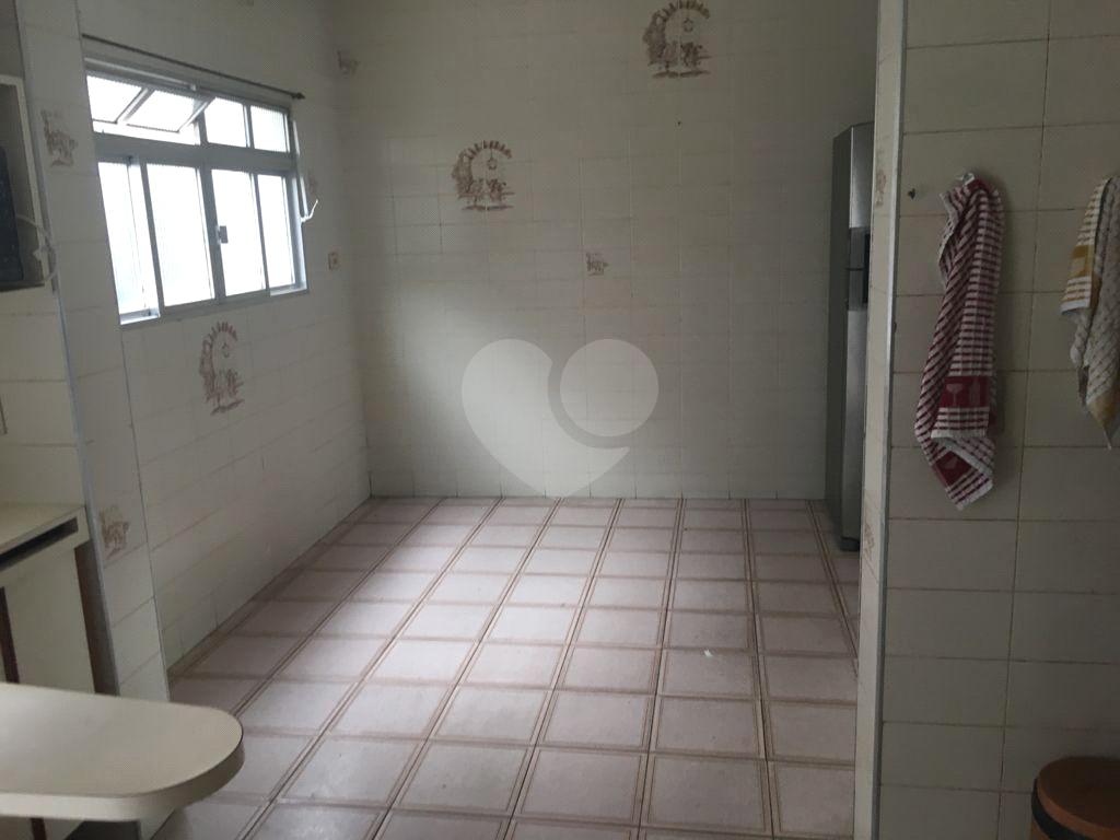 Sobrado à venda com 3 quartos, 180m² - Foto 9