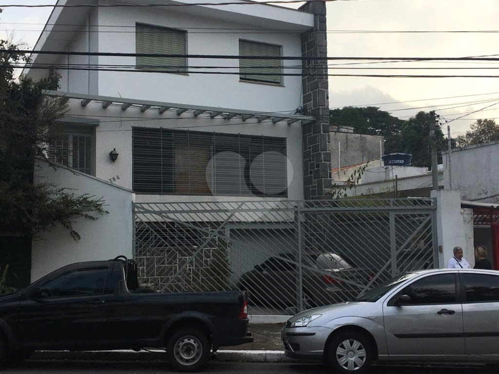 Sobrado à venda com 3 quartos, 180m² - Foto 24