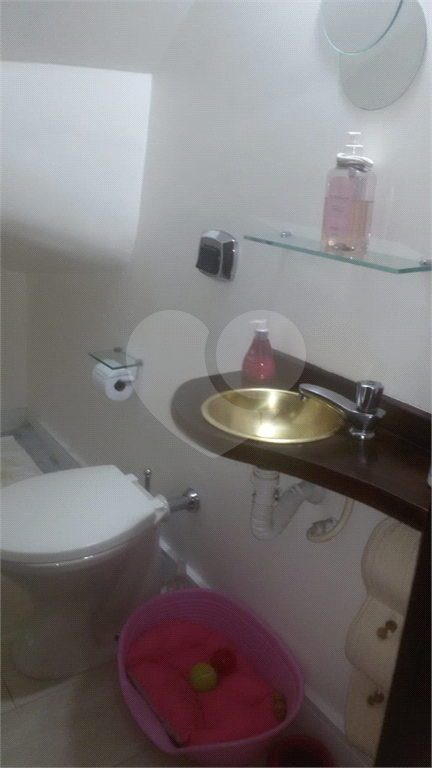 Sobrado em condominio.