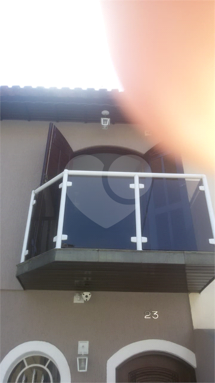 Sobrado em condominio.