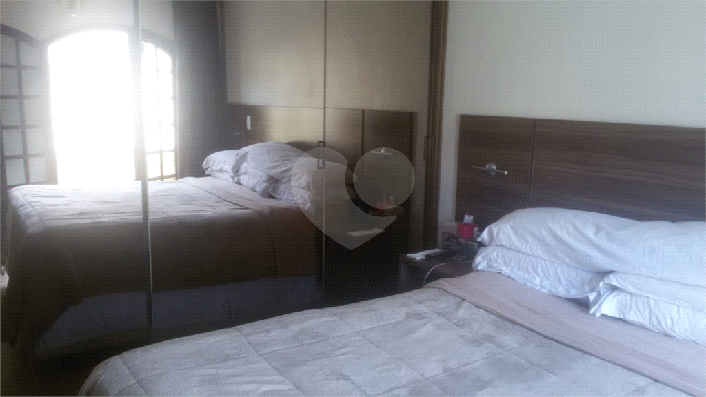 Sobrado em condominio.