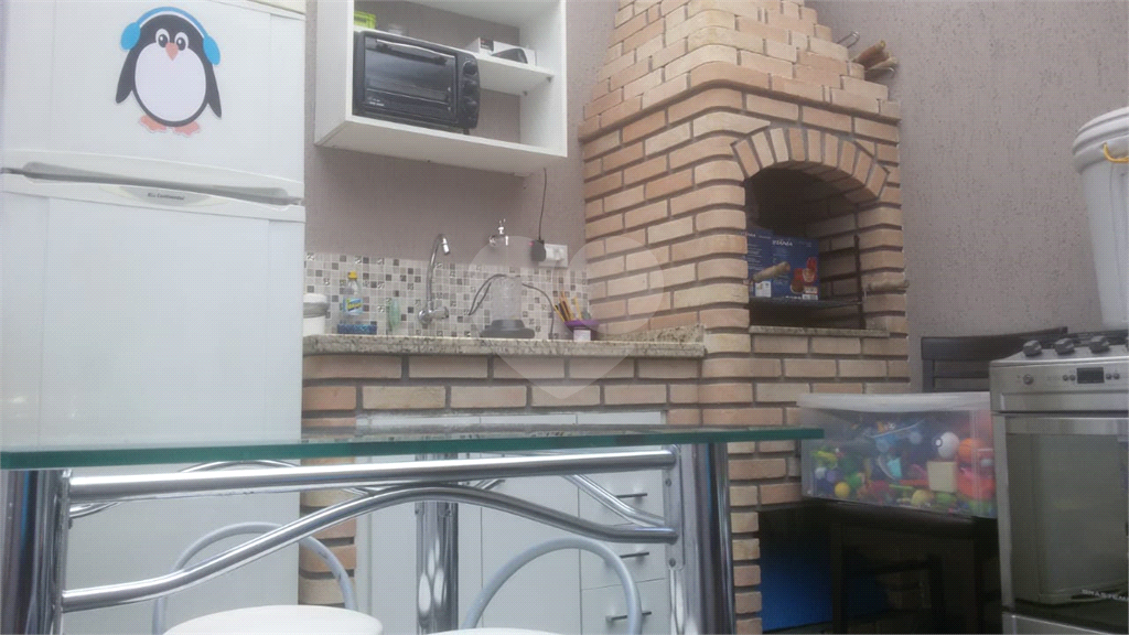 Sobrado em condominio.