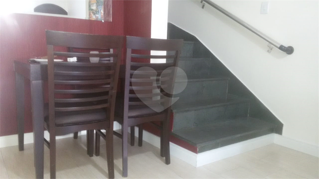 Sobrado em condominio.