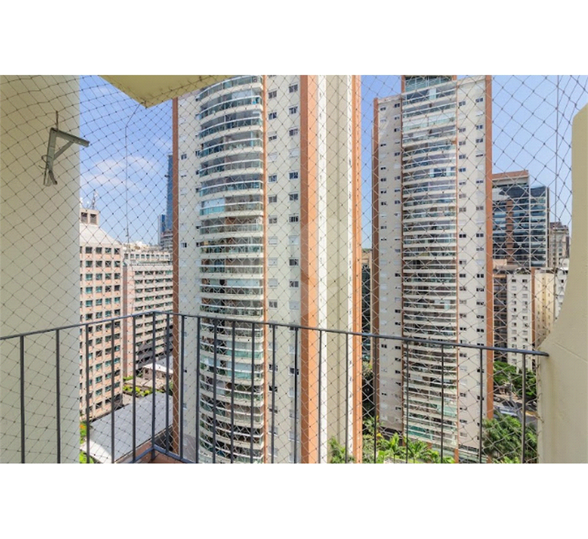 APARTAMENTO em VILA OLÍMPIA