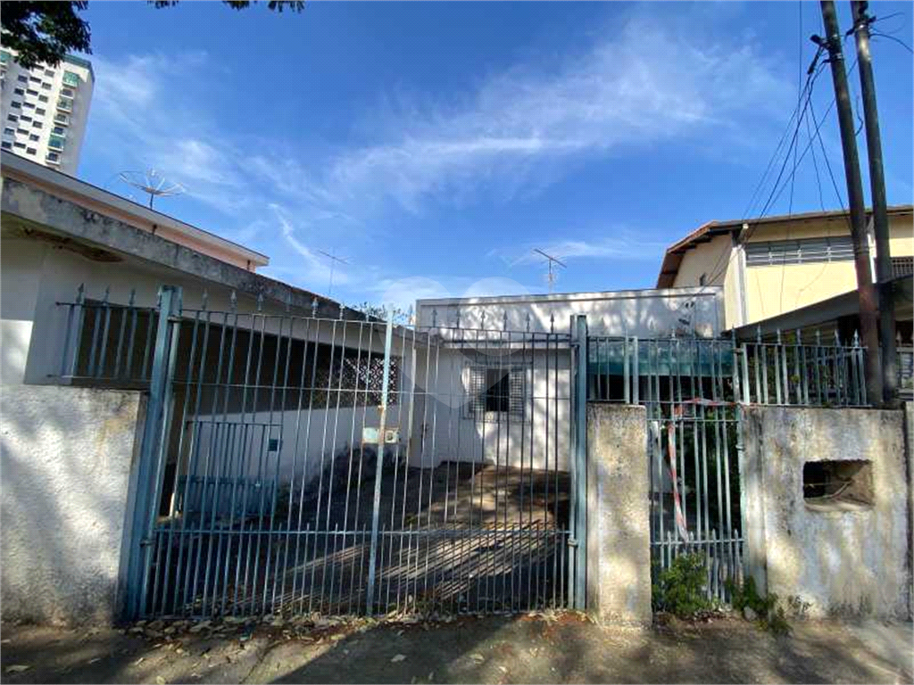 ÁGUA FRIA CASA TÉRREA TERRENO AMPLO EM RUA NOBRE POR PREÇO ABAIXO DO MERCADO!