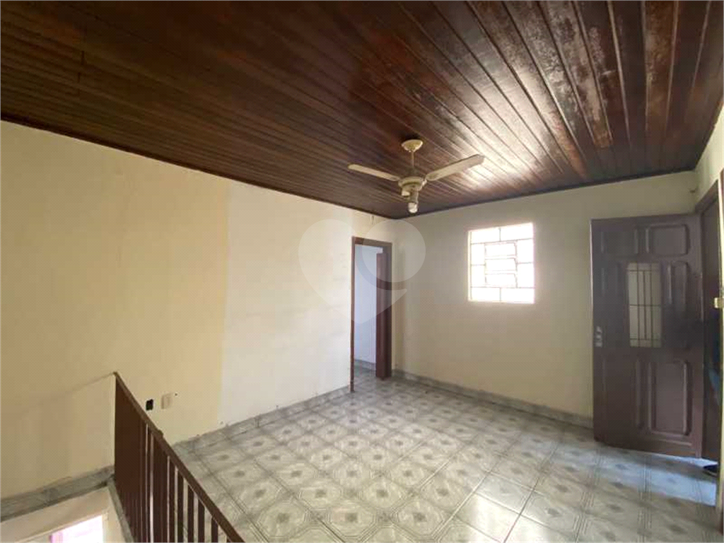 ÁGUA FRIA CASA TÉRREA TERRENO AMPLO EM RUA NOBRE POR PREÇO ABAIXO DO MERCADO!