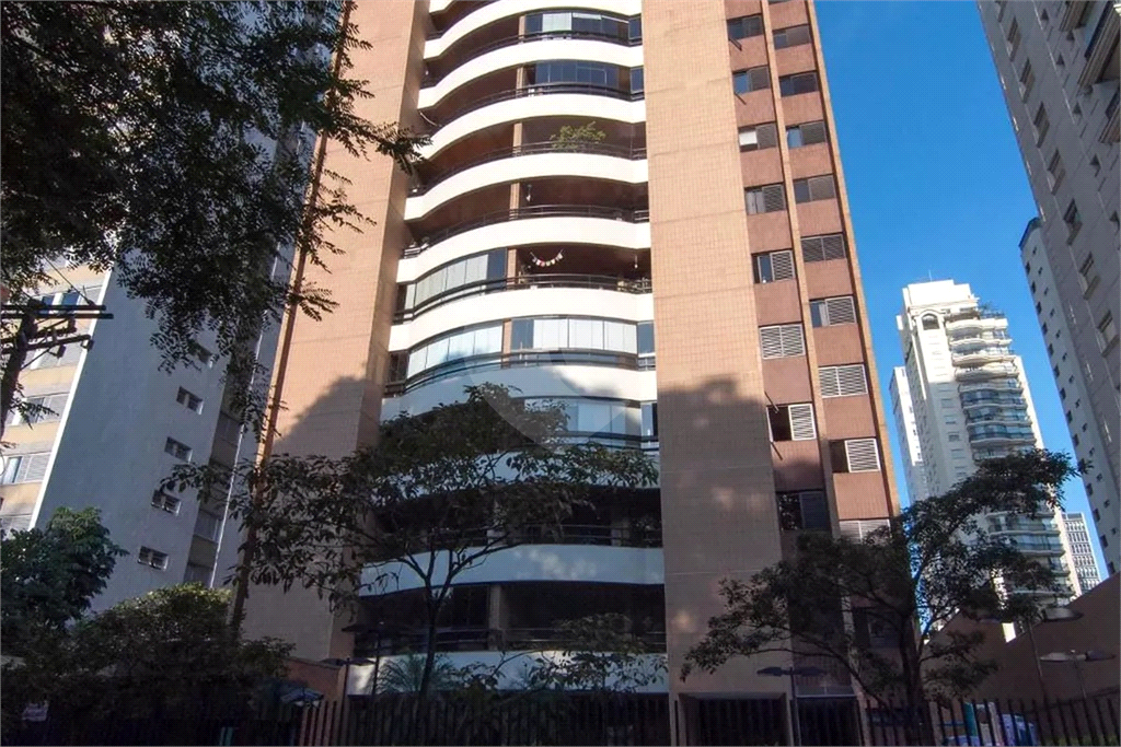 Apartamento Perdizes 3 dormitórios, sendo 1 suíte e 2 vagas de garagem 