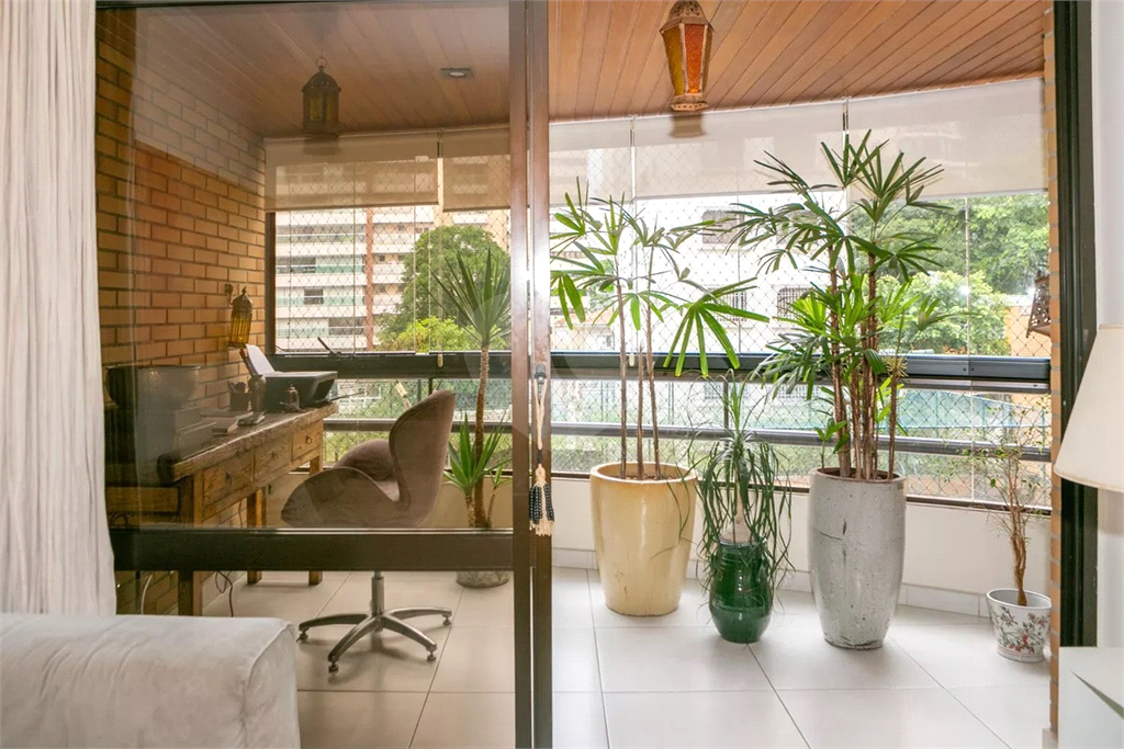 Apartamento Perdizes 3 dormitórios, sendo 1 suíte e 2 vagas de garagem 