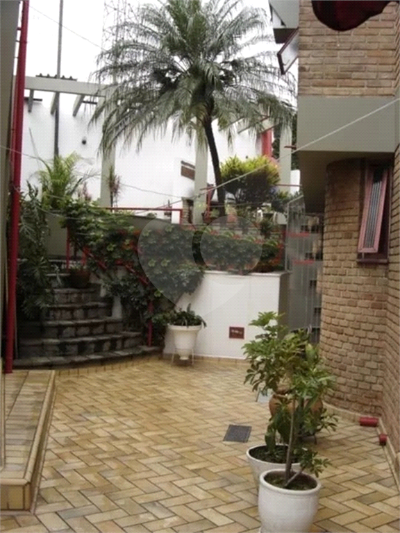 Excelente casa no bairro Parque Novo Mundo 4 dormitórios sendo 1 suite