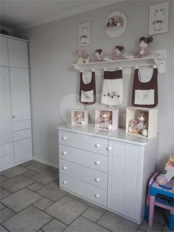 Apartamento em Jardim Santa Emília