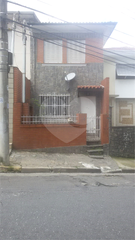 SOBRADO A VENDA COM 2 QUARTOS AO LADO DO METRO JARDIM SÃO PAULO