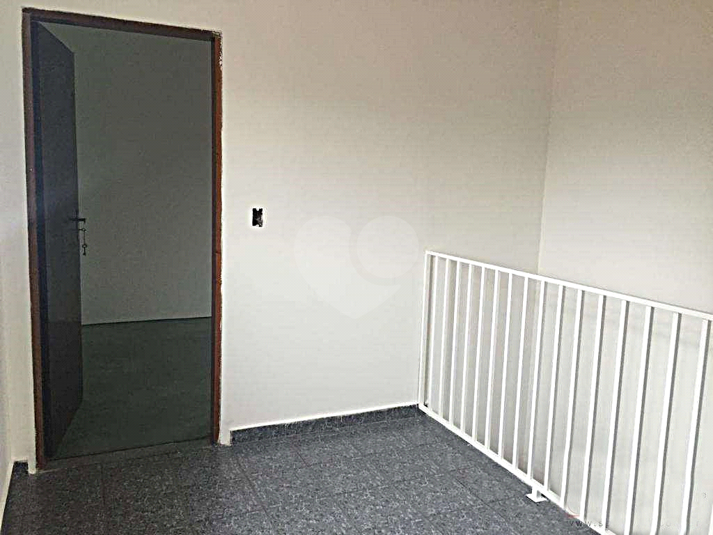 Sobrado no Mandaqui com 2 suítes e mais edícula. Ao lado Hiper Center Andorinha 