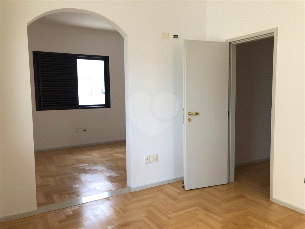 Sobrado à venda com 4 quartos, 250m² - Foto 83