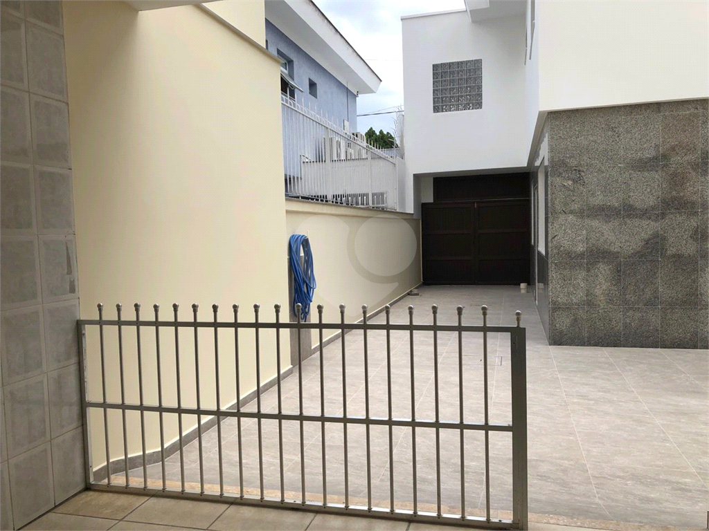 Sobrado à venda com 4 quartos, 250m² - Foto 32