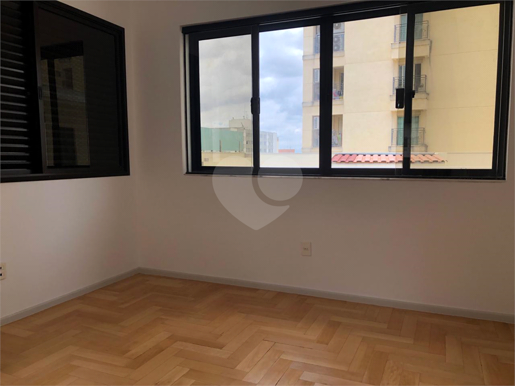 Sobrado à venda com 4 quartos, 250m² - Foto 81