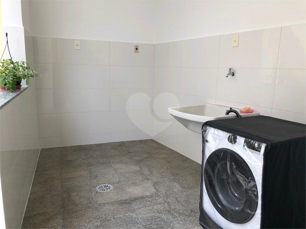 Sobrado à venda com 4 quartos, 250m² - Foto 43