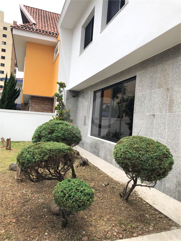 Sobrado à venda com 4 quartos, 250m² - Foto 2