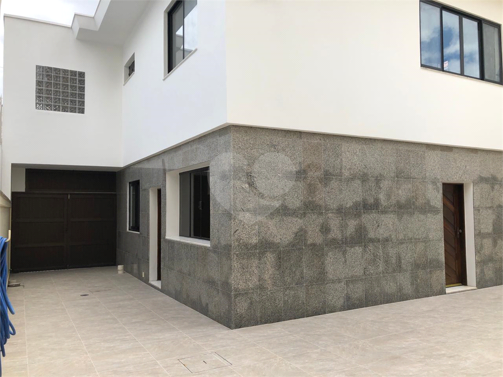 Sobrado à venda com 4 quartos, 250m² - Foto 36