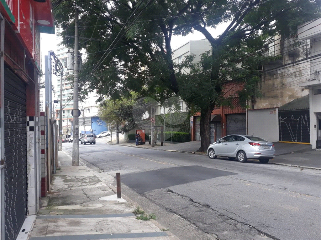 CASA COM 3 MORADIAS A VENDA NO BAIRRO DE SANTANA - TERRENO 330 M2
