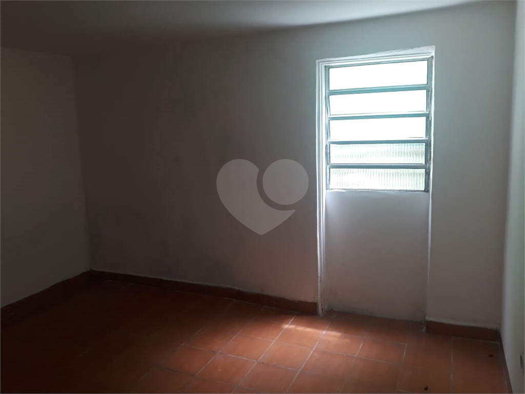 CASA COM 3 MORADIAS A VENDA NO BAIRRO DE SANTANA - TERRENO 330 M2