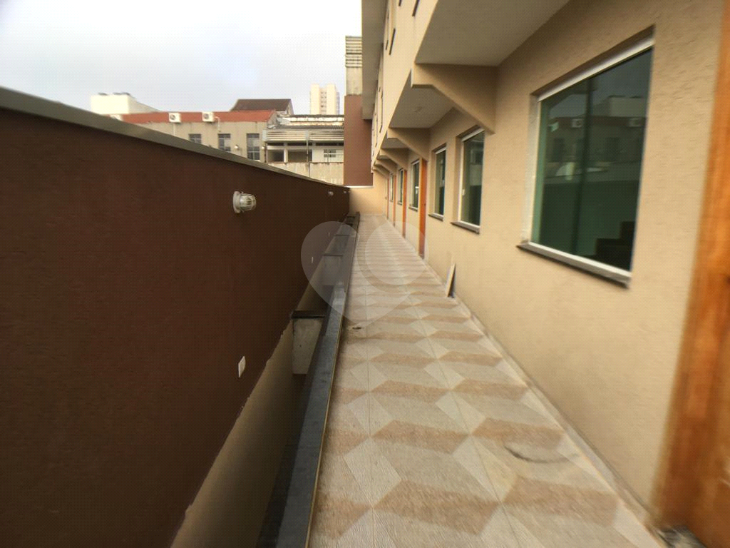Casa em condomínio nova