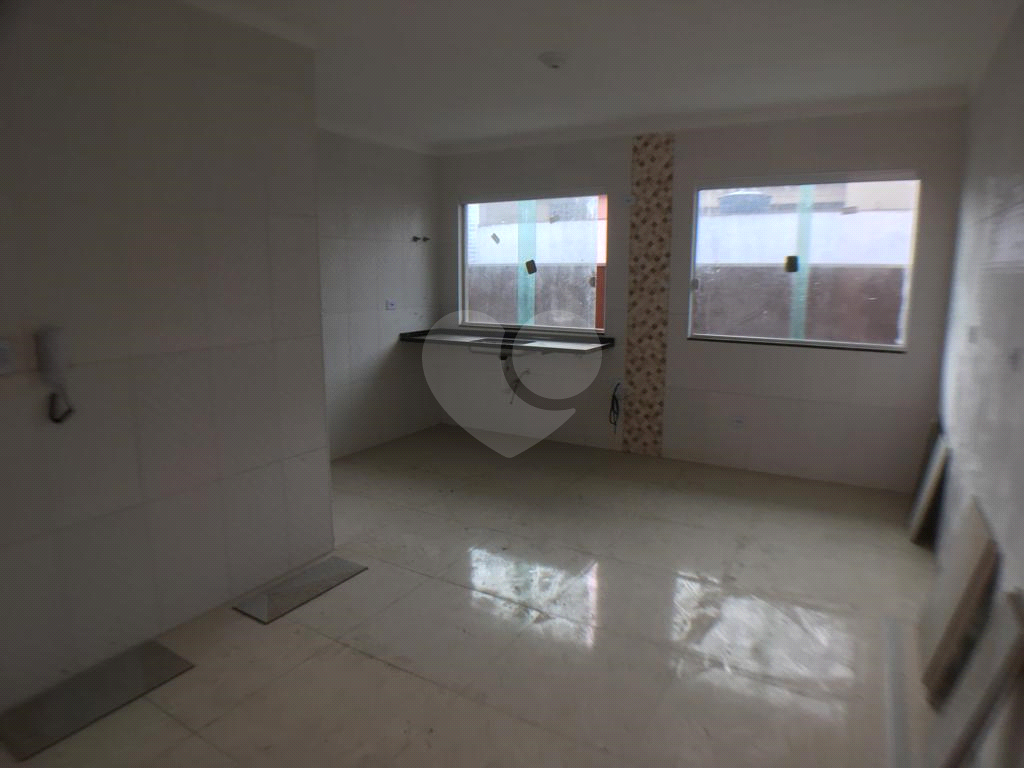 Casa em condomínio nova