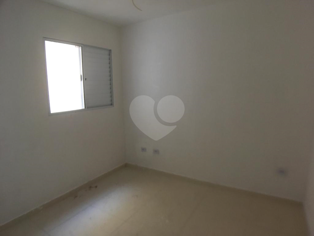 Casa em condomínio nova