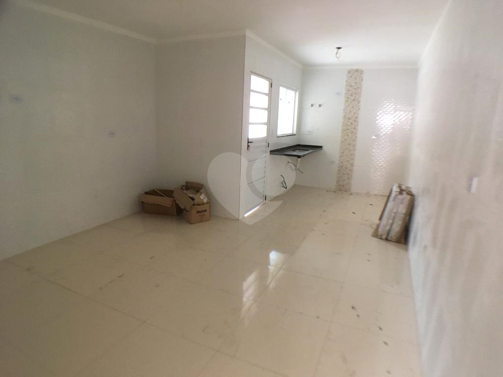 Casa em condomínio nova