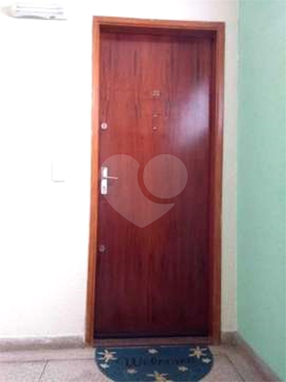 Apartamento à venda com 2 quartos, 55m² - Foto 11