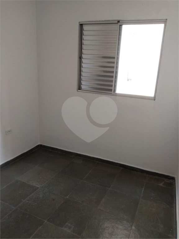 Vendo Prédio de Apartamentos com renda  em Pirituba
