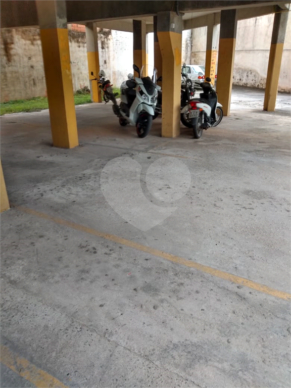 Vendo Prédio de Apartamentos com renda  em Pirituba