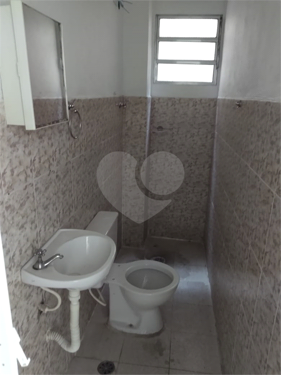 Vendo Prédio de Apartamentos com renda  em Pirituba